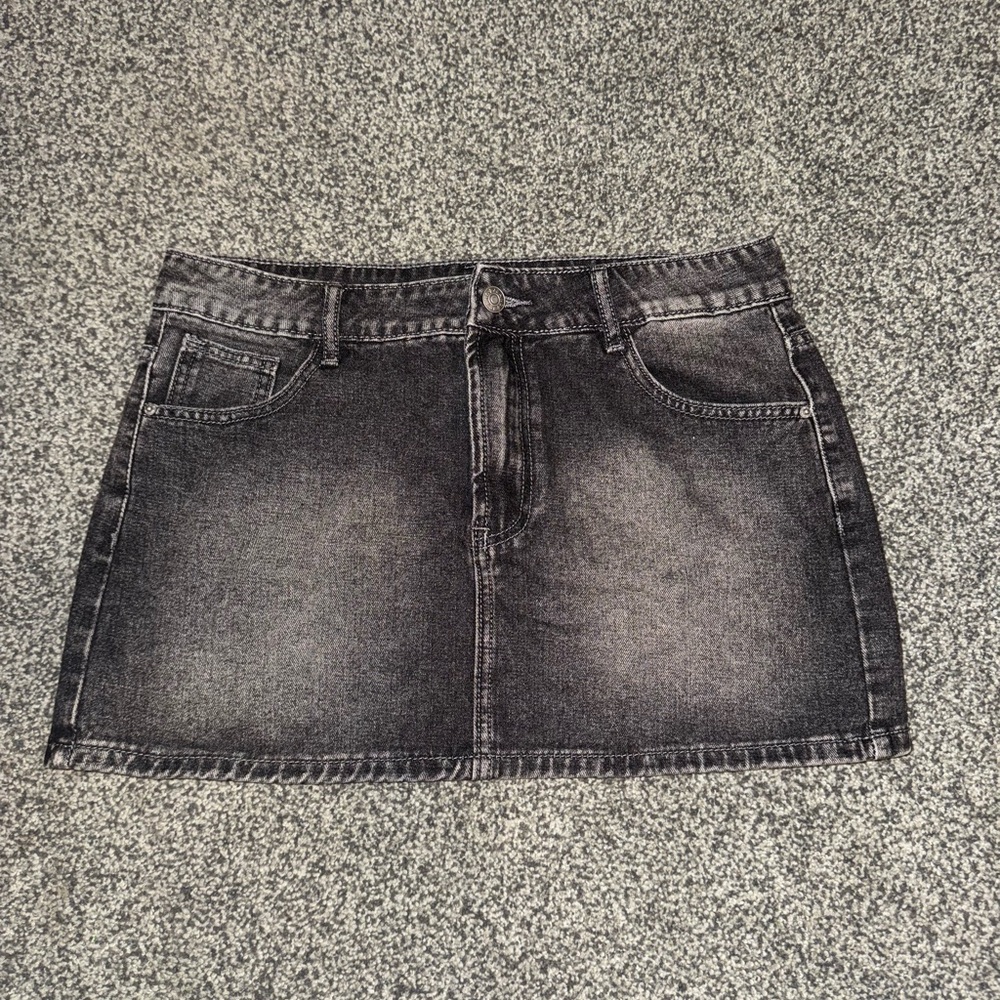 SHEIN Charcoal Denim Mini Skirt